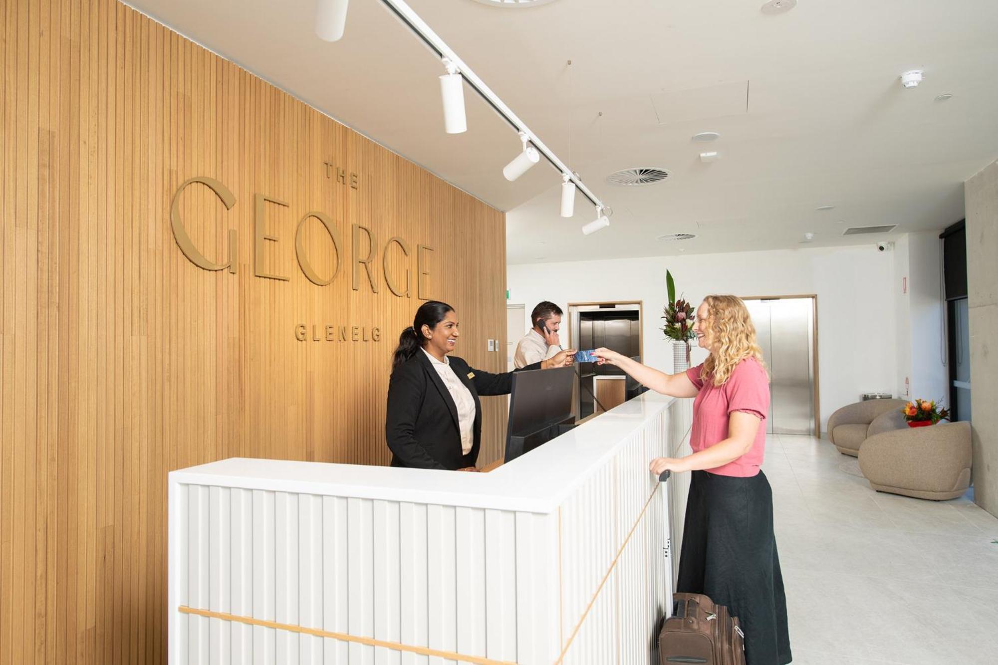 The George Hotel Adelaide Bagian luar foto
